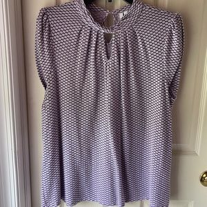 Elle sleeveless top size XL lavender and black